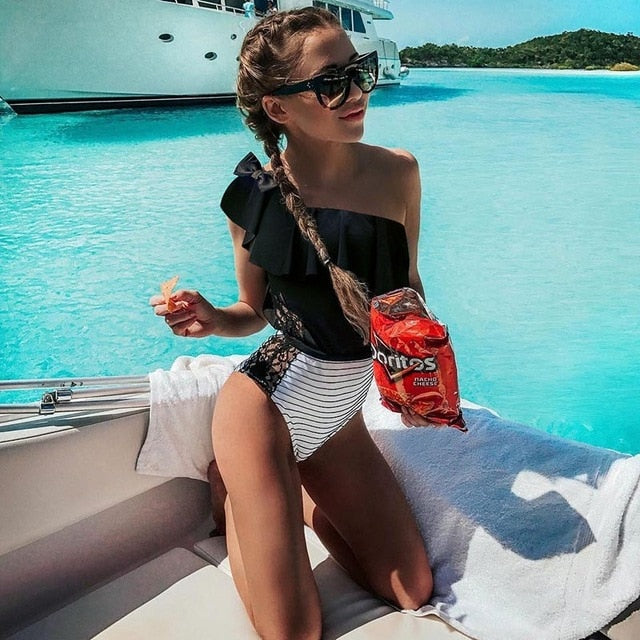 Sexy One Piece Swimsuit Women 2019 Summer Beachwear Lace One Shoulder Swimwear